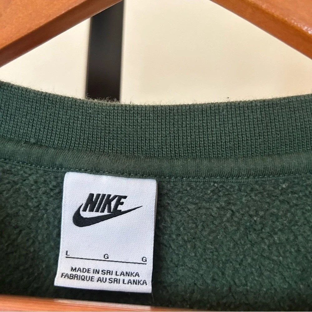 Nike Men's Club Fleece‎ Crewneck Sweatshirt Logo Pullover Fir Dark Green Size L